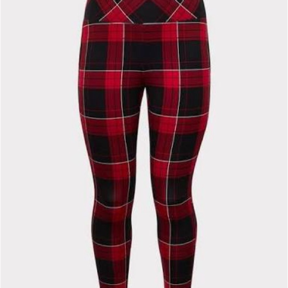 Torrid plaid pixie pants - Picture 2 of 2